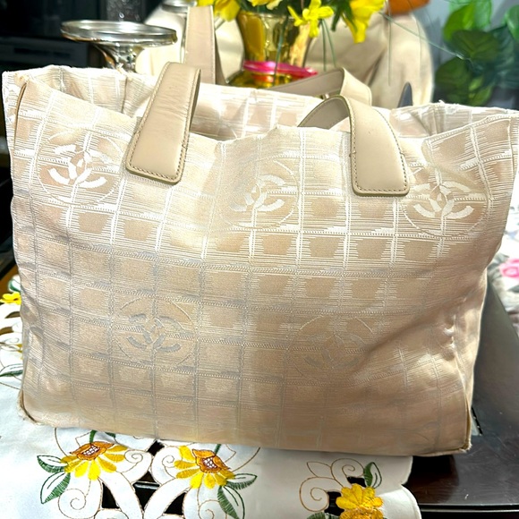 CHANEL Handbags - Chanel bag luxury item